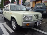 日産　ラシーン　1.5 タイプIII 4WD