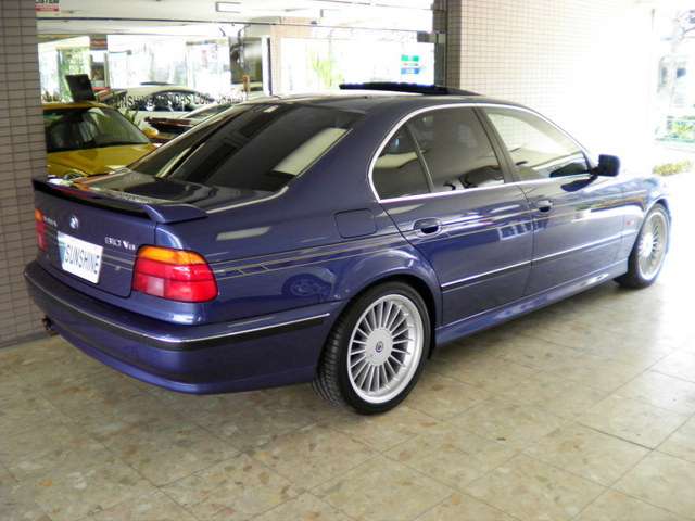 B10 V8